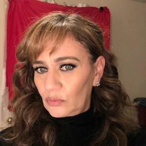 Meet your Posher, Queta